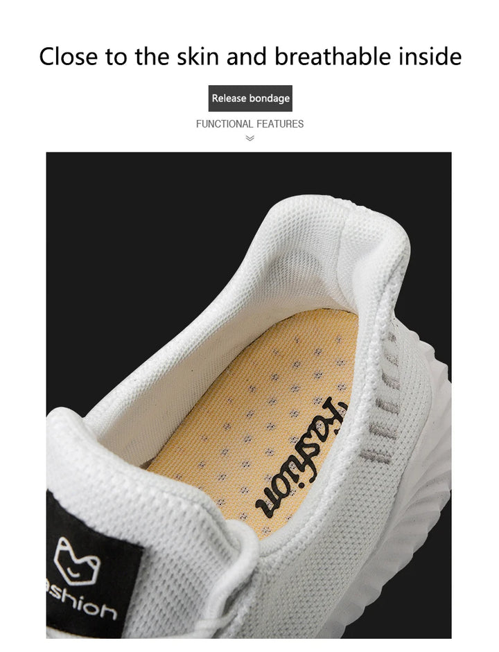Men's White Casual Sneakers