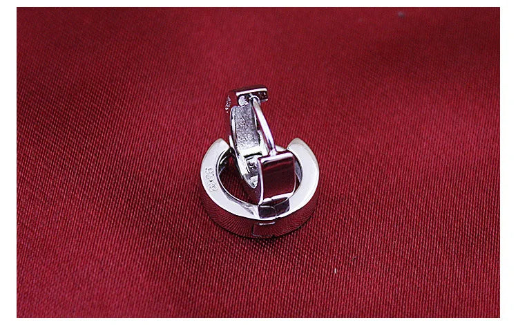 MiniGlow™ – Sterling Silver Ear Bone Ring