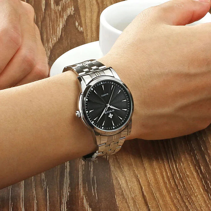 Luxury Men’s Watch – WWOOR Stainless Steel Waterproof Timepiece