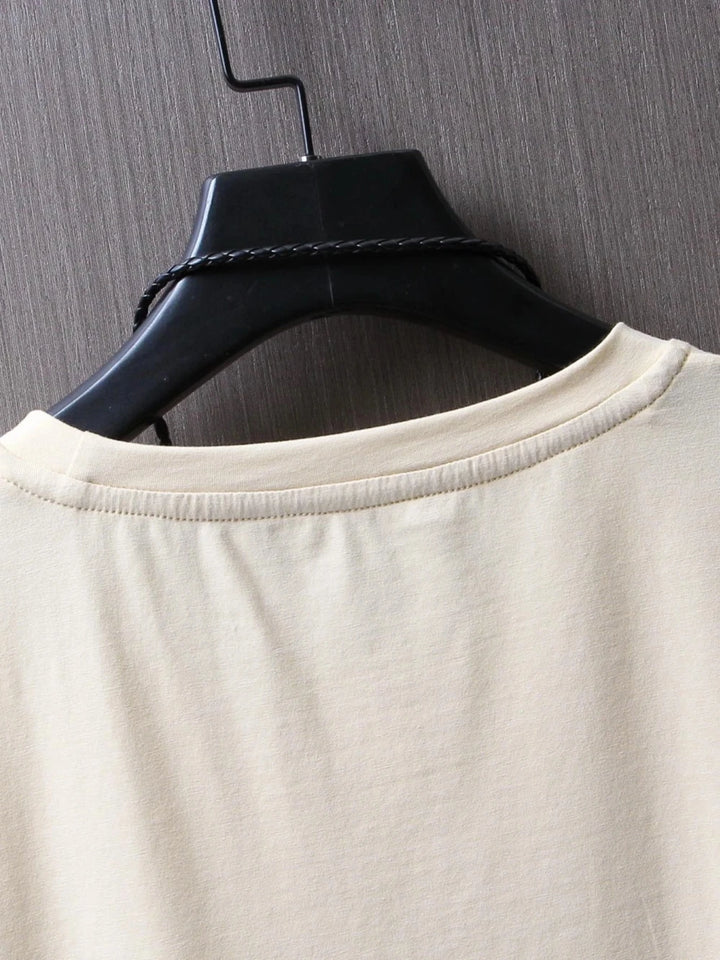 Minimalist Smile Tee – Street Style Summer Top
