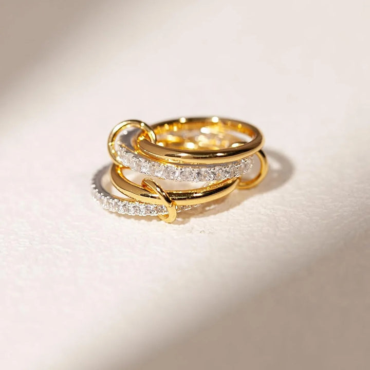 QuadraLink™ – Four-Ring Daily Wear Statement