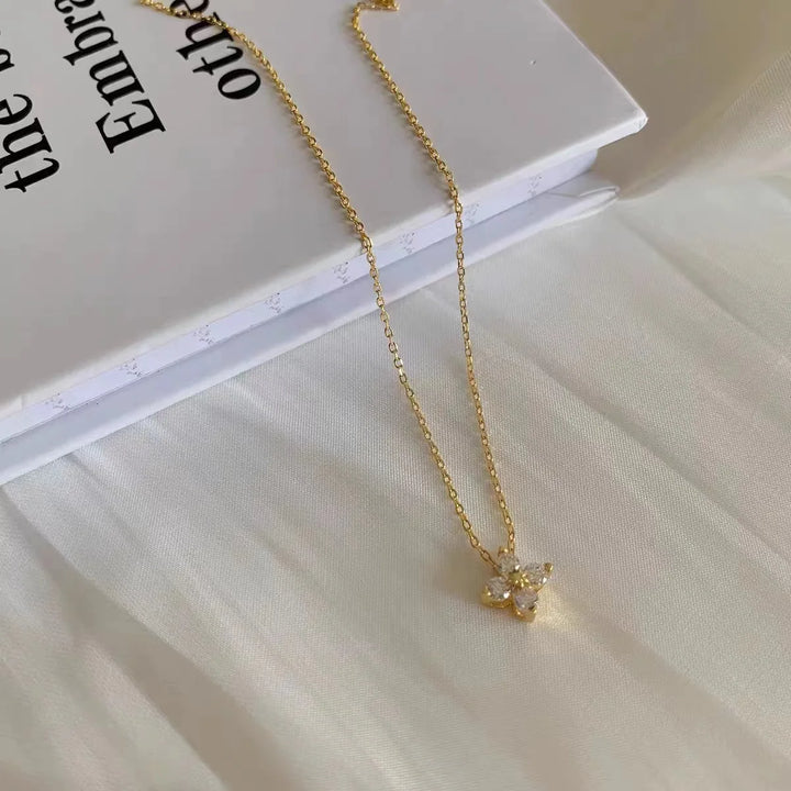 18K Gold-Plated Zircon Necklace – S925 Sterling Silver Four Leaf Clover Pendant for Women