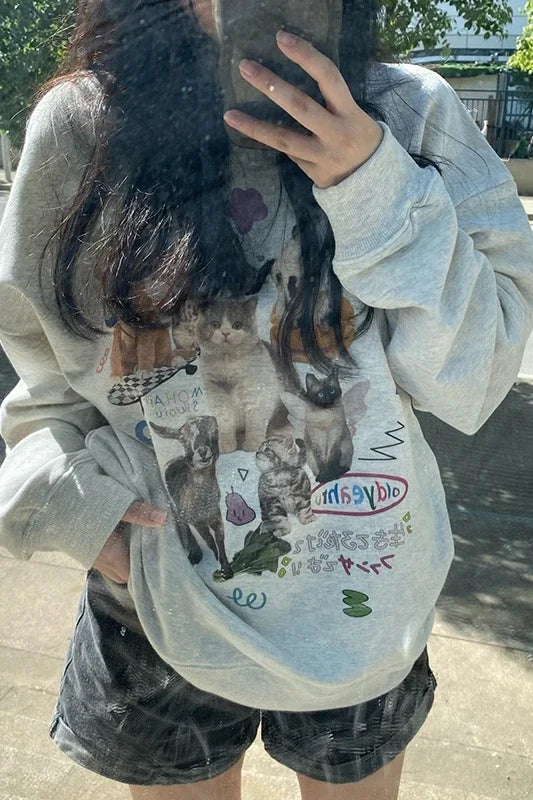 Milk Cat Graphic Sweatshirt