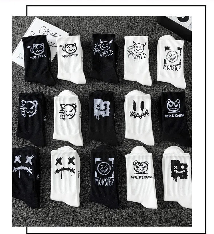 10 Pairs Men’s Sports Socks – Breathable, Casual, Ghost Face Style.