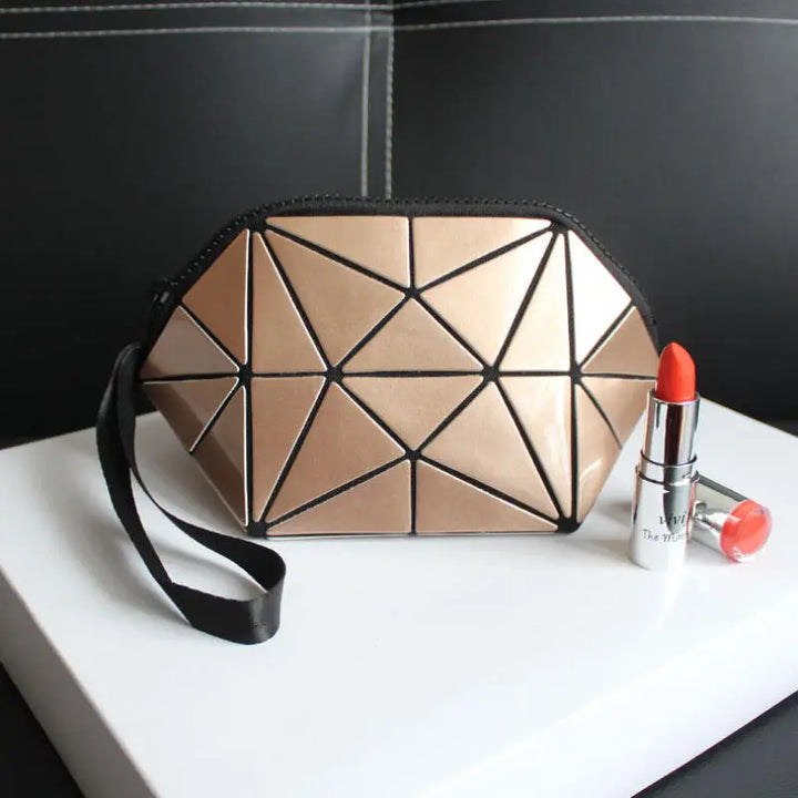 Luminous Prism Clutch – Geometric Rhombic Wallet for Day & Night Style