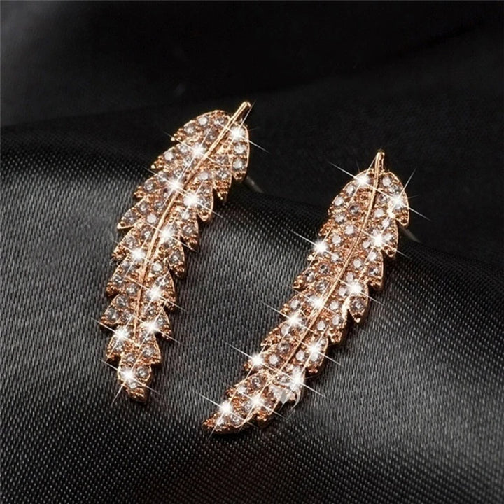 1 Pair Gorgeous Feather Ear Climbers Cuff Earrings Light Luxury Crystal Diamonden Wedding Earrings for Women Jewelry