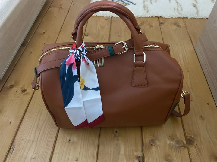 Luxury V Design Boston Handbag – Unisex Crossbody Bag with Silk Scarf