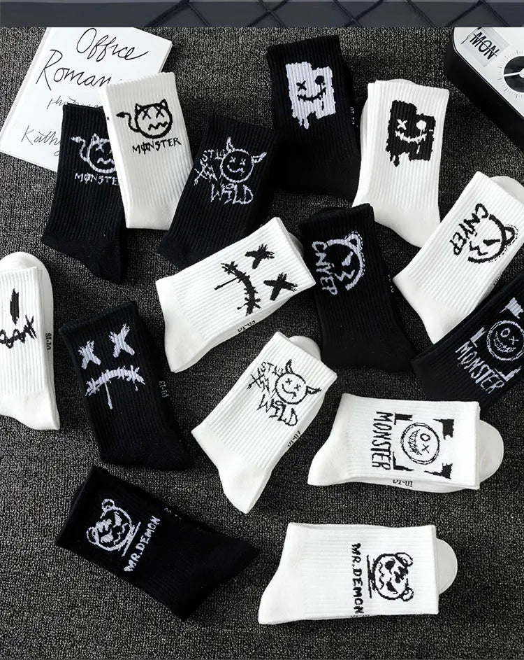 10 Pairs Men’s Sports Socks – Breathable, Casual, Ghost Face Style.