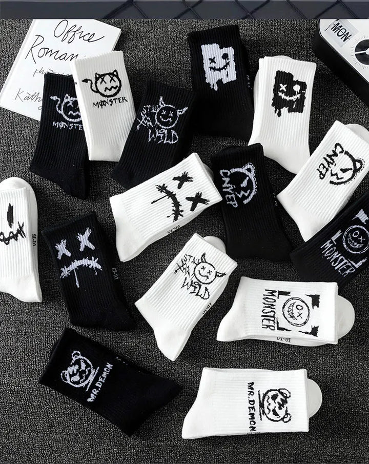 10 Pairs Men’s Sports Socks – Breathable, Casual, Ghost Face Style.