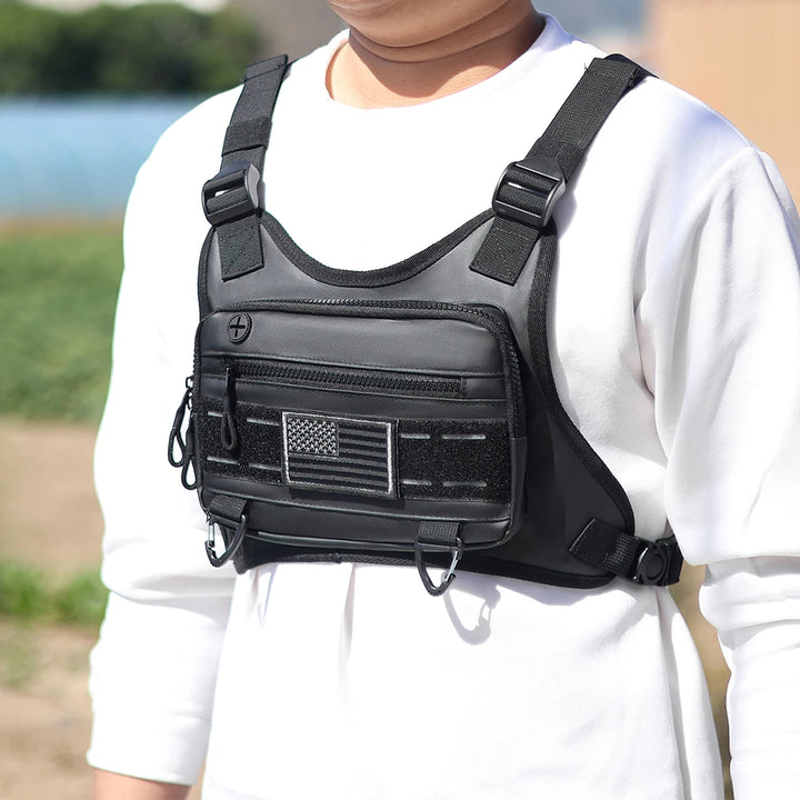 Outdoor Chest Bag – Adjustable Straps & Large Capacity for Cycling & Climbing