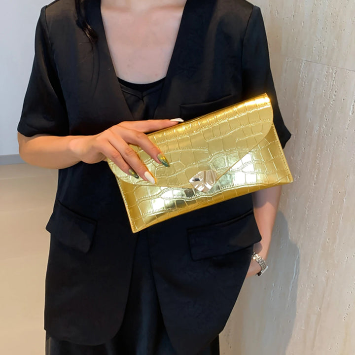 Women Croc-Embossed Clutch Elegant PU Leather Wallet with Magnetic Closure Lightweight Design for Everyday Essentials Clutch Bag
