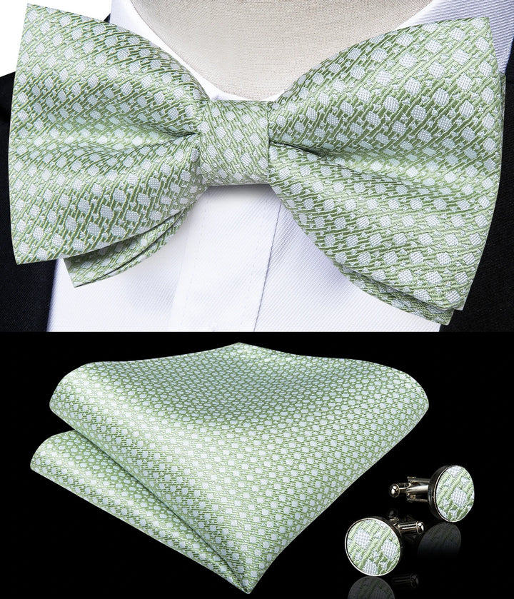 Men’s Pre-tied Bow Tie Set – Wedding & Groom Accessories