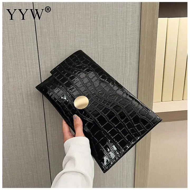 Luxe Envelope Clutch – Stylish PU Leather Shoulder Bag with Chain Detail