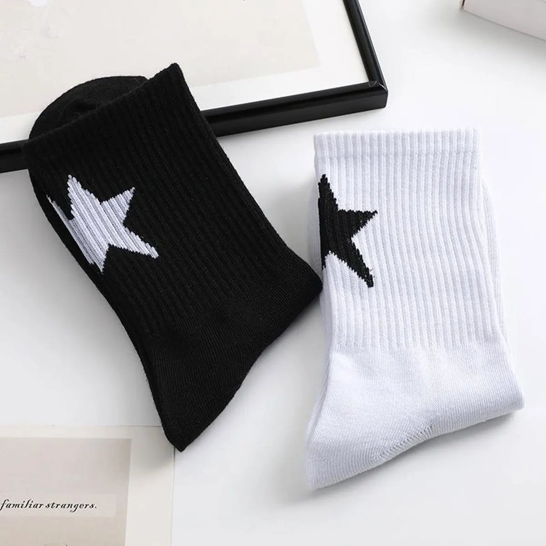 2 Pairs Men’s Socks – Black & White, Soft, Comfy, Everyday Wear.