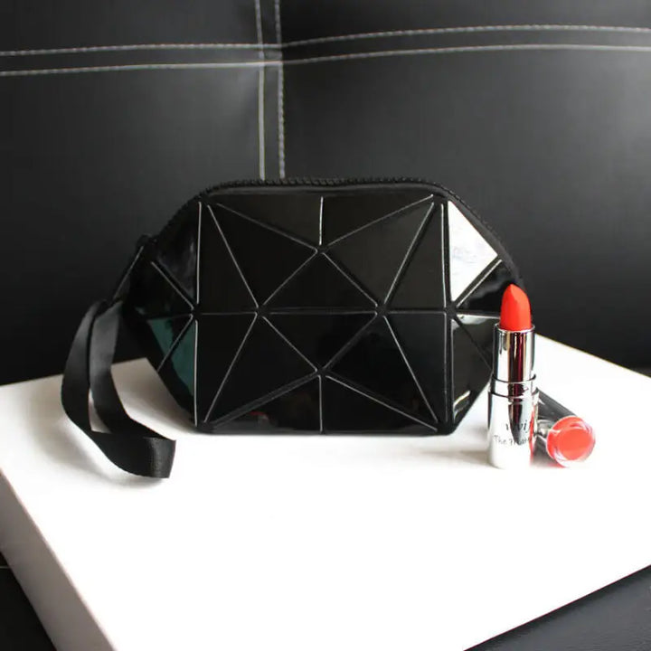 Luminous Prism Clutch – Geometric Rhombic Wallet for Day & Night Style
