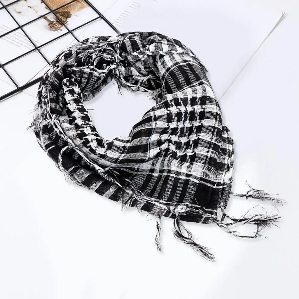 Shemagh Scarf – Thick Geometric Wrap