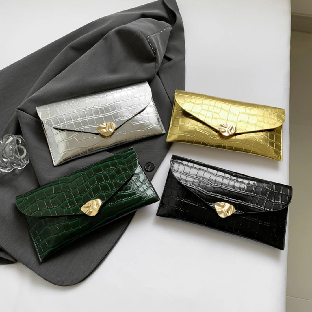 Women Croc-Embossed Clutch Elegant PU Leather Wallet with Magnetic Closure Lightweight Design for Everyday Essentials Clutch Bag