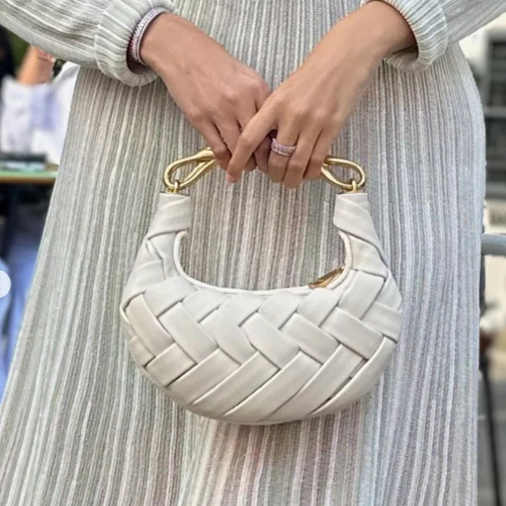 Hand-Held Woven Bag For Women 2025 New versatile Iight luxury Niche High-end Fashion Exquisite Crossbody Dumpling Bag