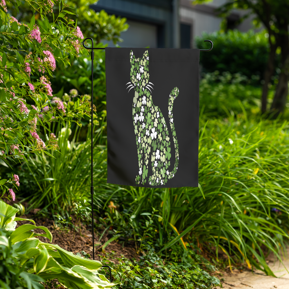 St_Patricks_Day_Shamrock_Cat_Garden_Fl_Lifestyle_Mockup.png